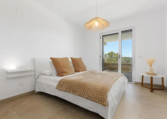 Sunny Golf View Apartamento *