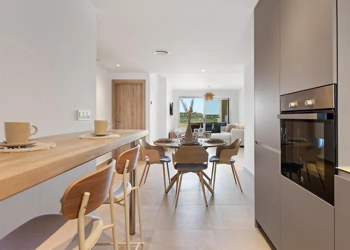 Sunny Golf View Apartamento Estepona