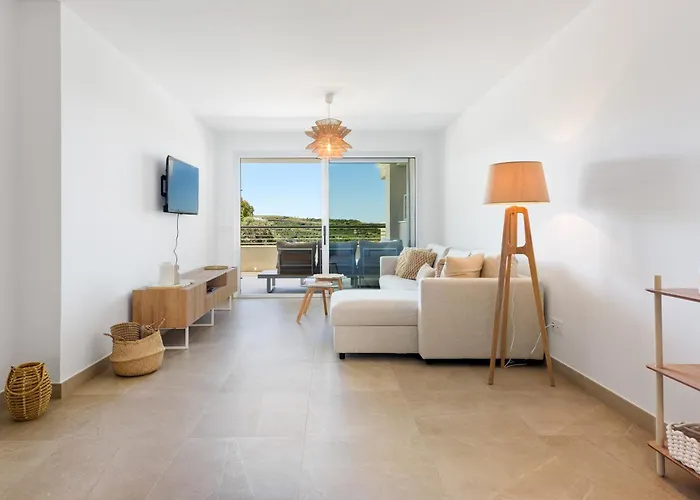 Sunny Golf View Apartamento *